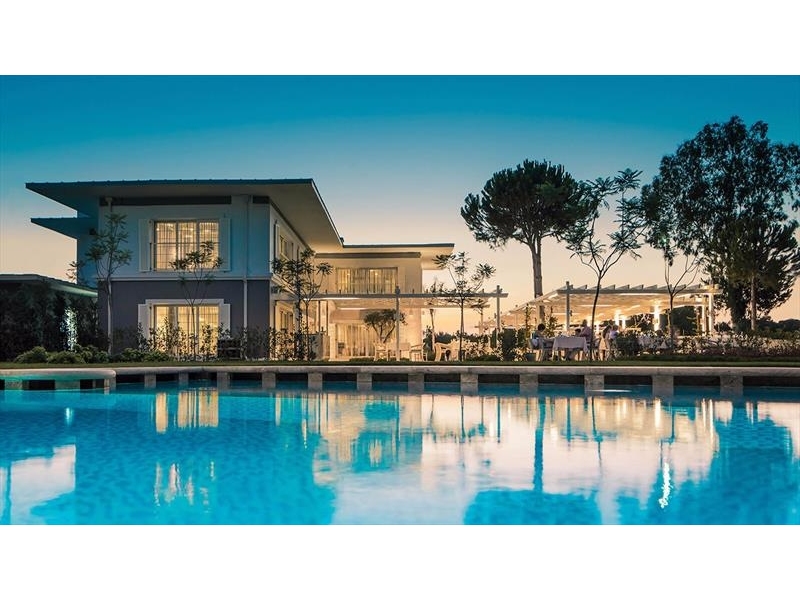 Azure Villas by Cornelia