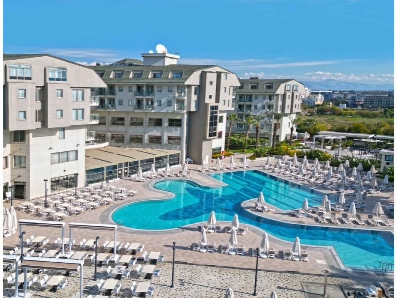 Novum Garden Side Hotel